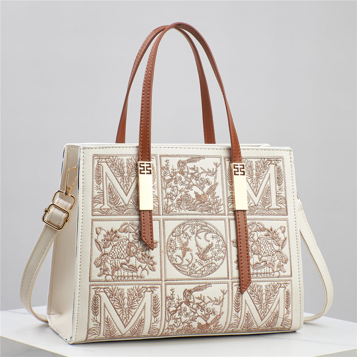 Light Luxury Portable Shoulder Messenger Bag